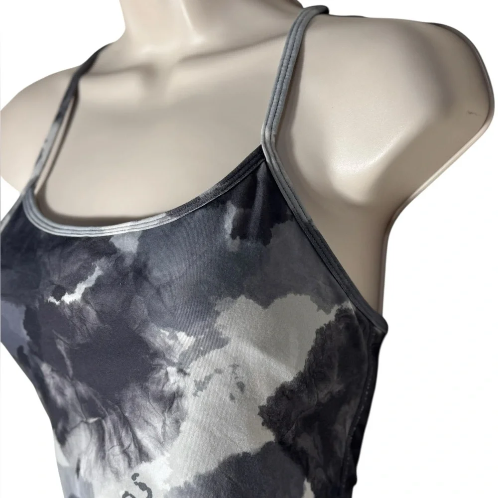 Lululemon Power Y Tank *Everlux Black and white Size 4